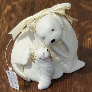 Snowbabies "Frosty Frolic Friends" Bisque Ornament with box